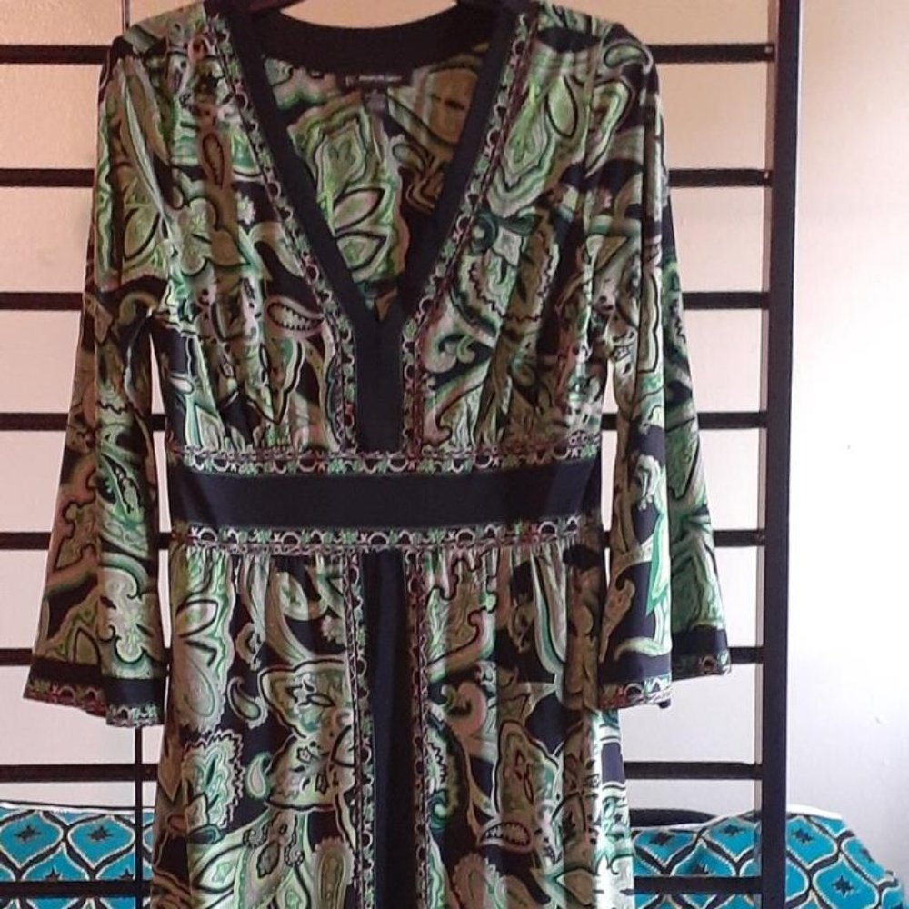 Green/Black paisley dress